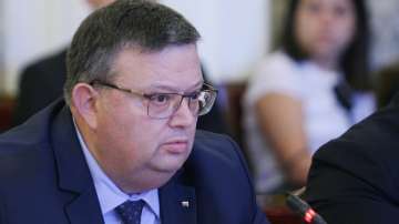 Цацаров потвърди решението си да подкрепи Гешев като свой наследник